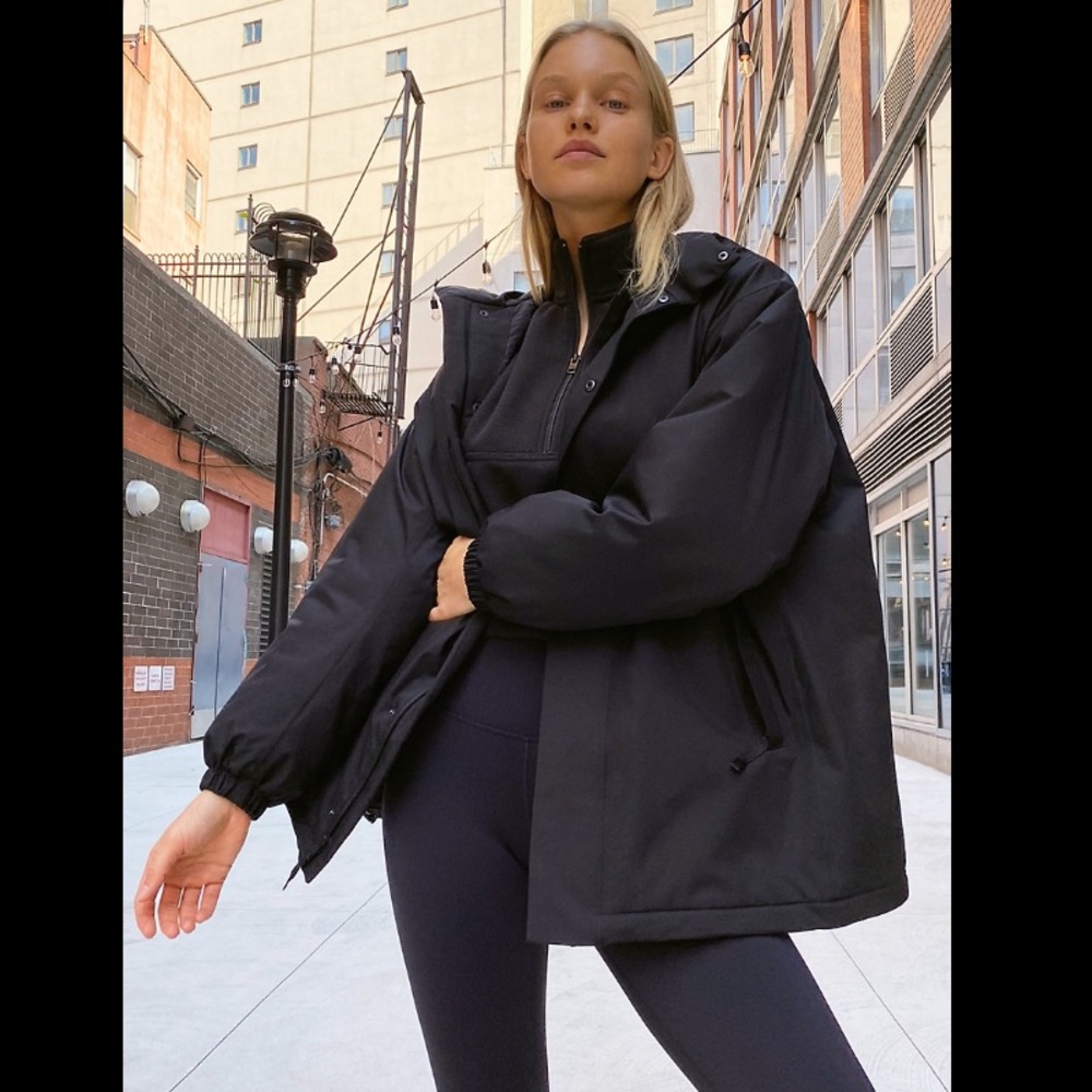 Aritzia TNA Arbor Anorak